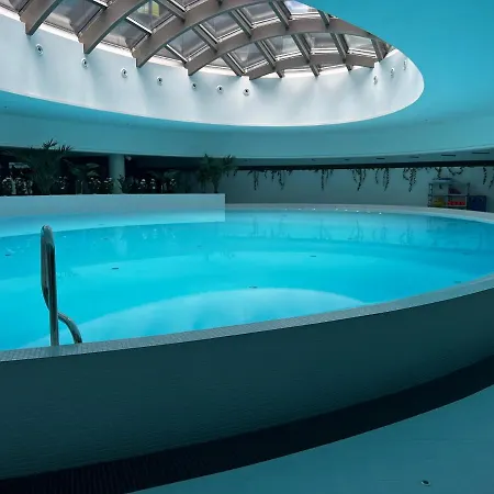 Appartamento Hanza Tower Bohemia 22 Pool & Jacuzzi Stettino