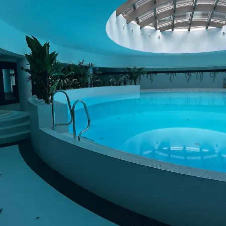Hanza Tower Bohemia 22 Pool & Jacuzzi Stettino