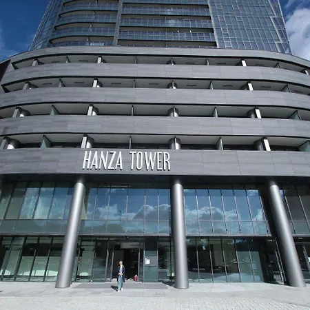 Hanza Tower Bohemia 22 Pool & Jacuzzi